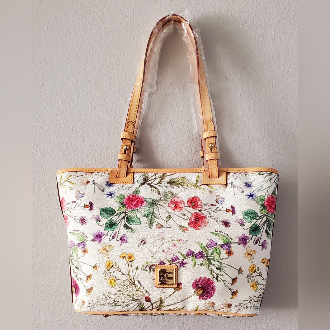 New Dooney & Bourke Botanical Floral Leisure Shopper Tote Butterfly Dragonfly